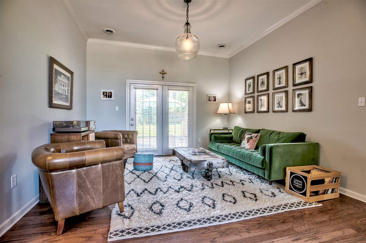 111 Kathy Circle Collierville, TN 38017 - Photo 3 of 25 Gallery Image 3