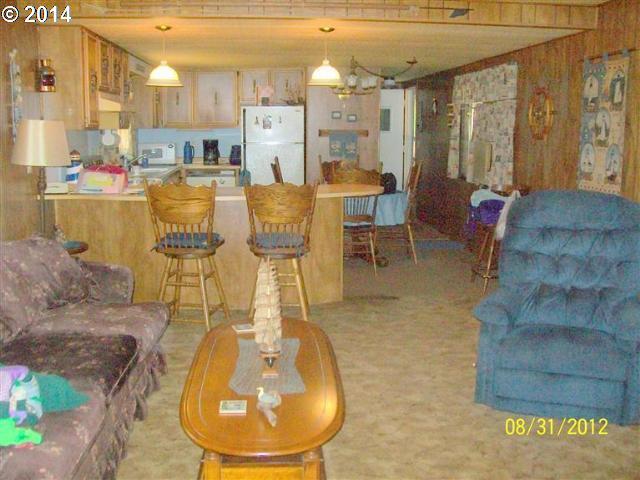 1053 Dick George Road Cave Junction, OR 97523 - Photo 2 of 10