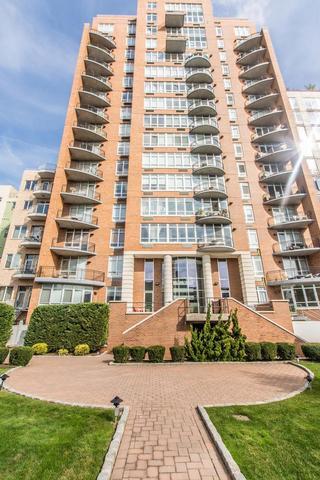 The Bayard Views 20 Bayard St, Brooklyn, NY 11211 - Photo 1 of 6