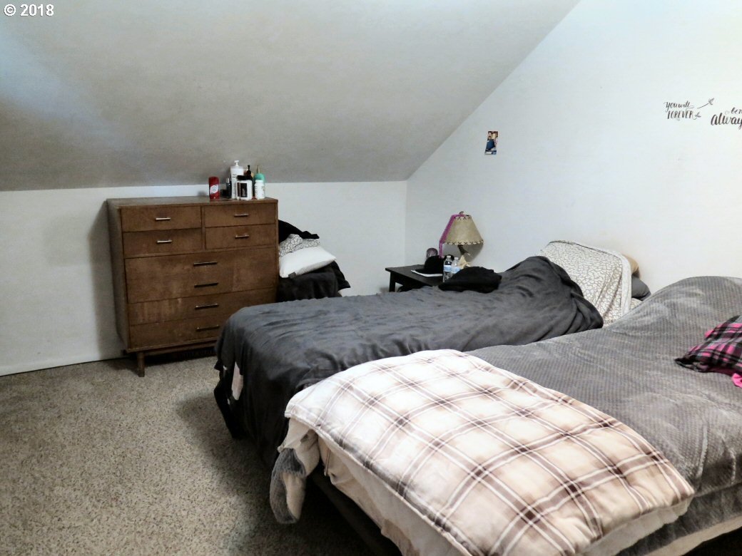 612 Southwest Court Avenue Pendleton, OR 97801 - Photo 14 of 17
