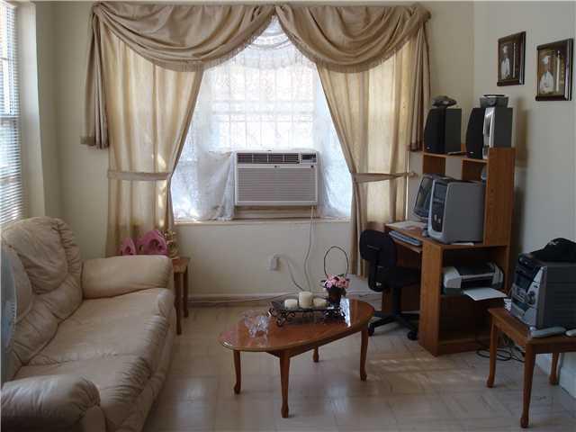 75 Southwest 32nd Court Road Miami, FL 33135 - Photo 3 of 9