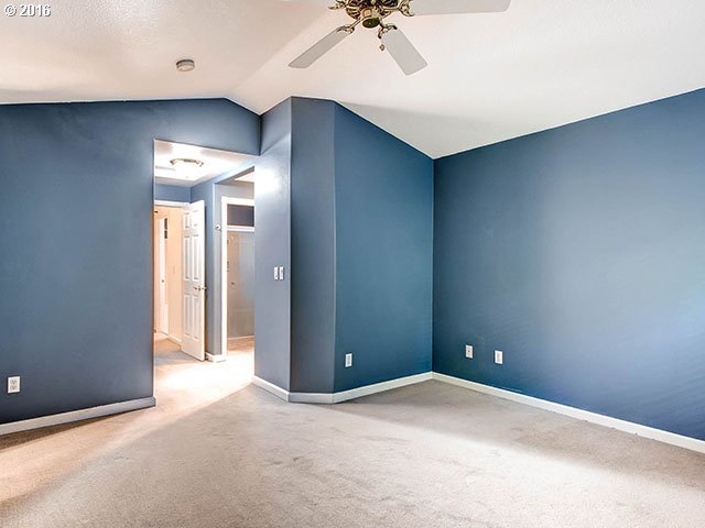17852 Southwest Bryan Way Beaverton, OR 97007 - Photo 14 of 24 Gallery Image 14