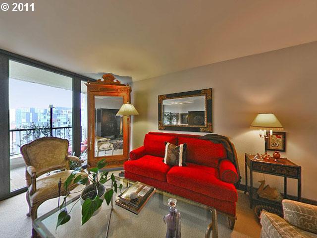 111 Southwest Harrison Street, Unit 17D Portland, OR 97201 - Photo 9 of 16