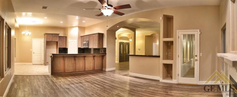 8112 Rockhampton Drive Bakersfield, CA 93313 - Photo 6 of 12