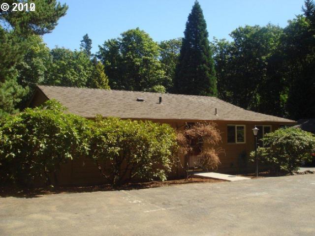 4504 Northwest Barnes Road, Unit 11 Portland, OR 97210 - Photo 2 of 11