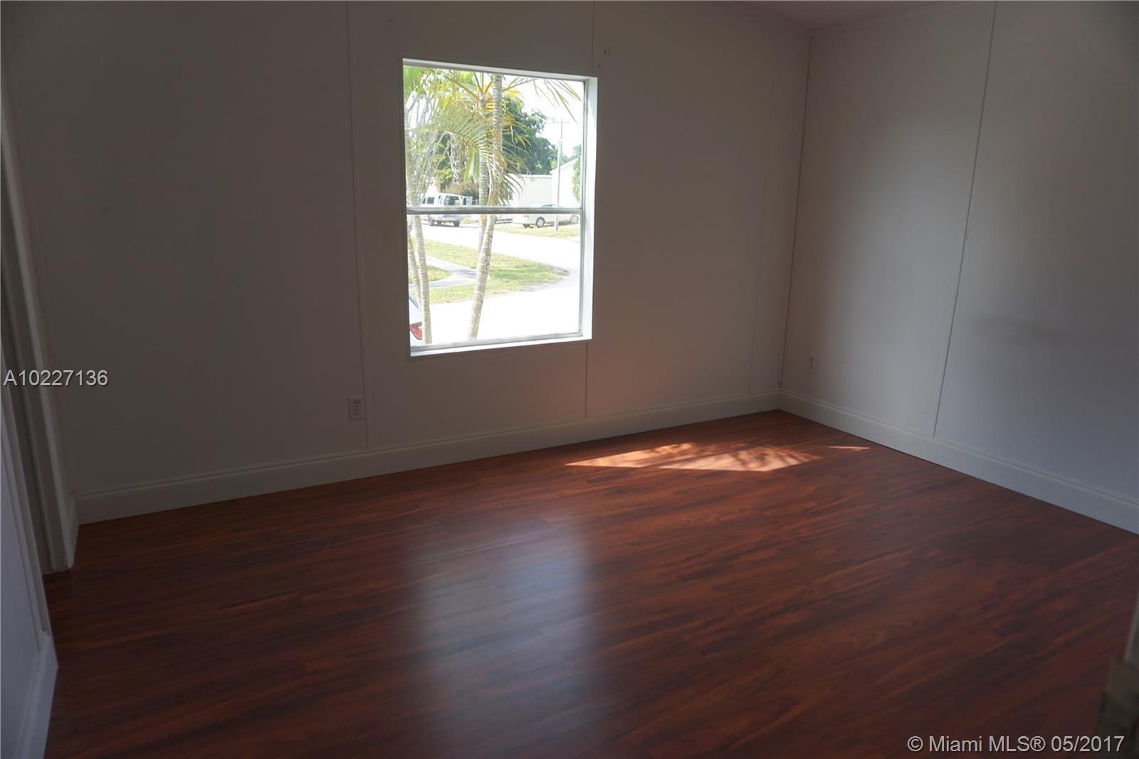 22850 Cascade Road Boca Raton, FL 33428 - Photo 15 of 16