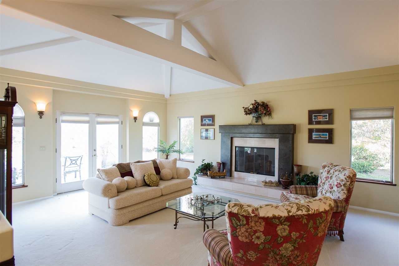 1565 Burgundy Road Encinitas, CA 92024 - Photo 10 of 25