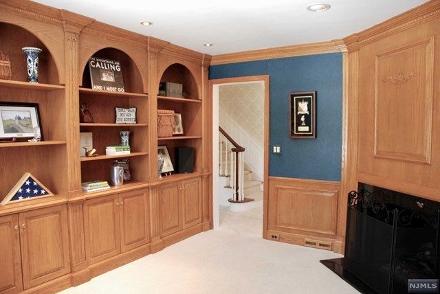714 Parsons Road Ridgewood, NJ 07450 - Photo 9 of 25