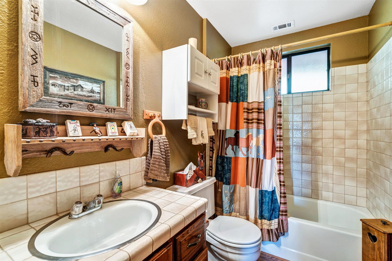 16517 Wikiup Road Ramona, CA 92065 - Photo 12 of 21 Gallery Image 12