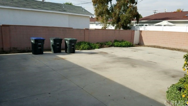 11615 185th Street Artesia, CA 90701 - Photo 5 of 8