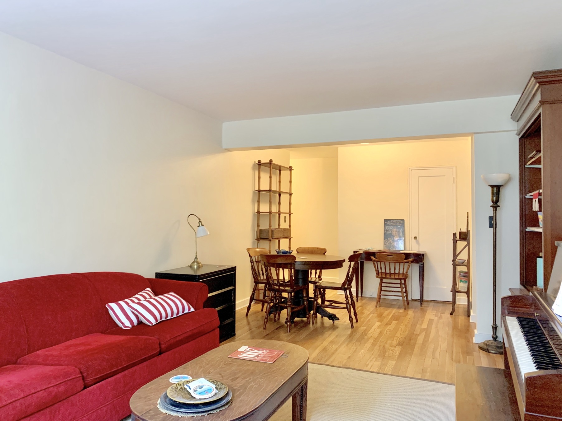 153 Bennett Avenue, Unit 2F Manhattan, NY 10040 - Photo 3 of 7