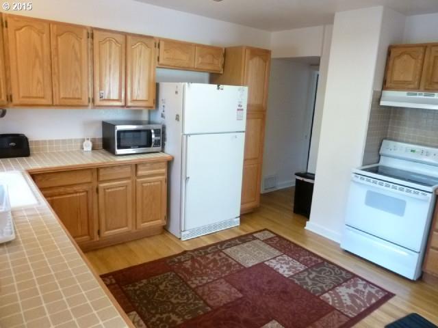 11901 Southeast Powell Boulevard Portland, OR 97266 - Photo 5 of 16