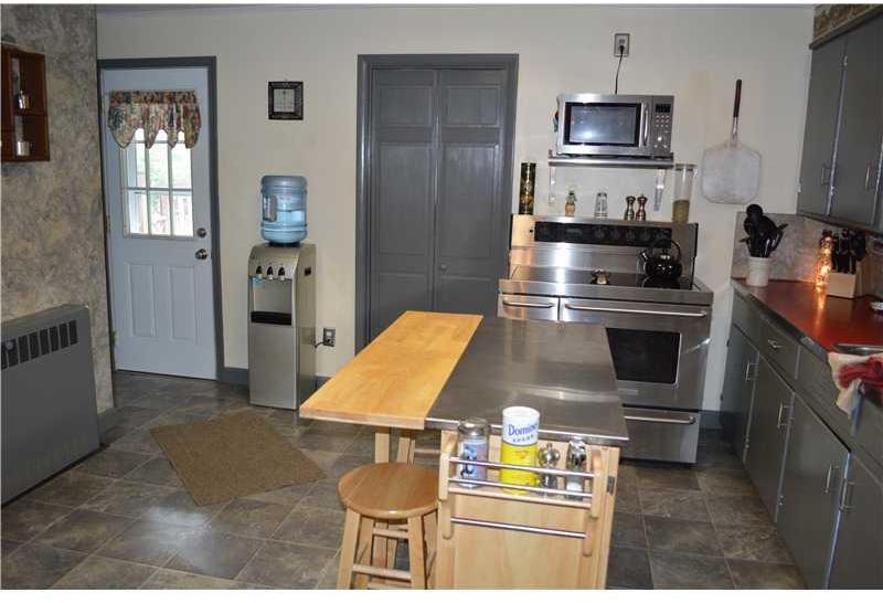 1340 Country Club Road Monongahela, PA 15063 - Photo 7 of 25 Gallery Image 7