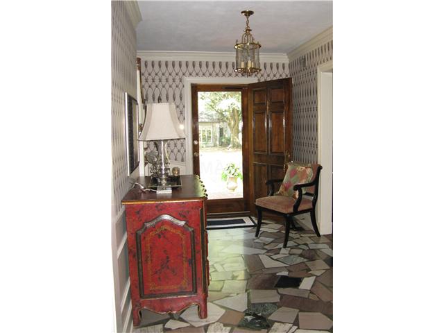 4519 Tuckahoe Road Memphis, TN 38117 - Photo 4 of 21 Entry