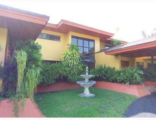 10420 Southwest 97th Court Miami, FL 33176 - Photo 2 of 8