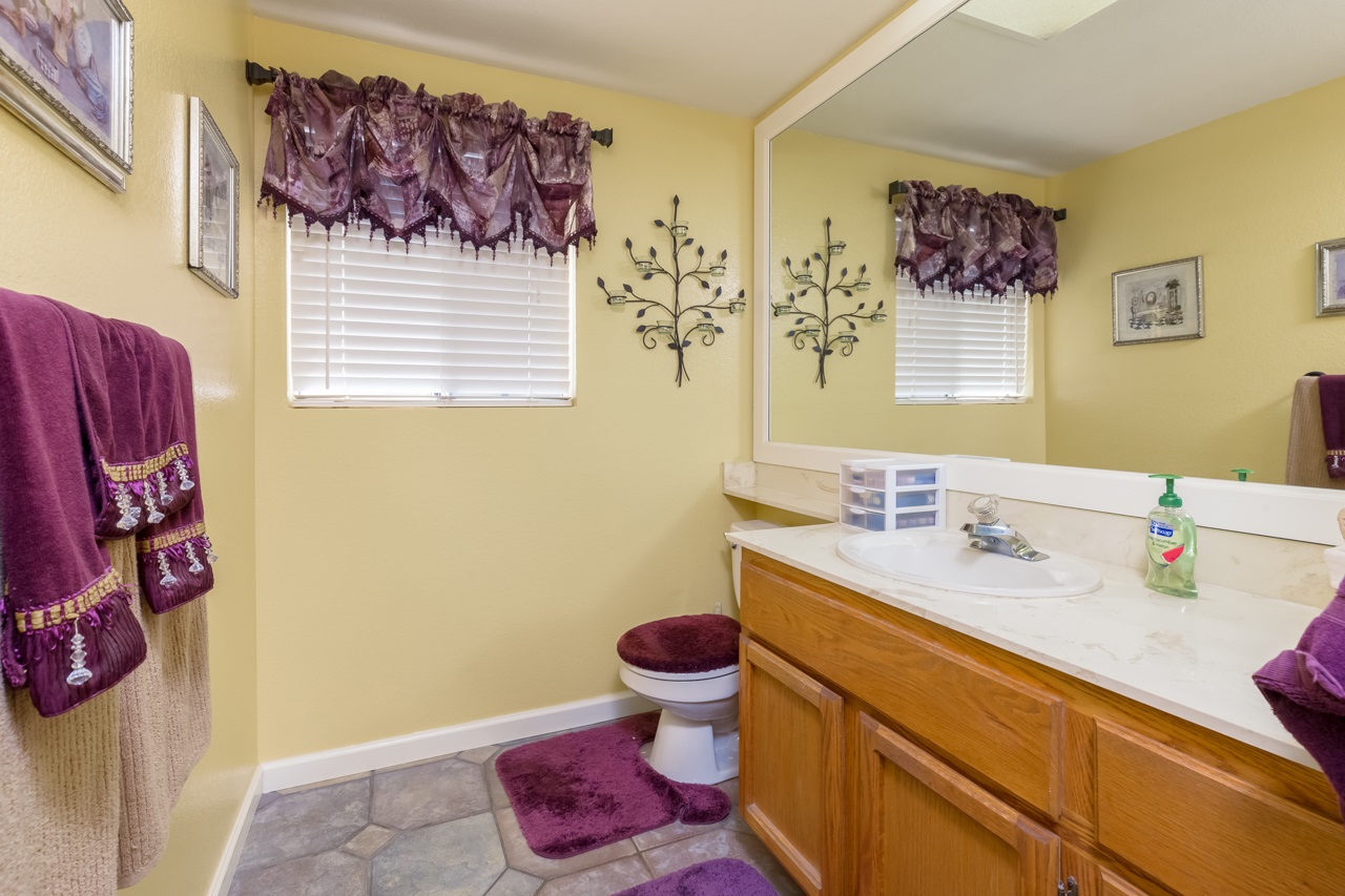 13897 Jack Oak Lane Lakeside, CA 92040 - Photo 11 of 25