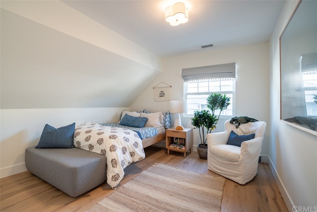 674 Seaview Street Laguna Beach, CA 92651 - Photo 18 of 27