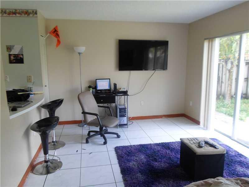 16690 Southwest 141st Court Miami, FL 33177 - Photo 10 of 28