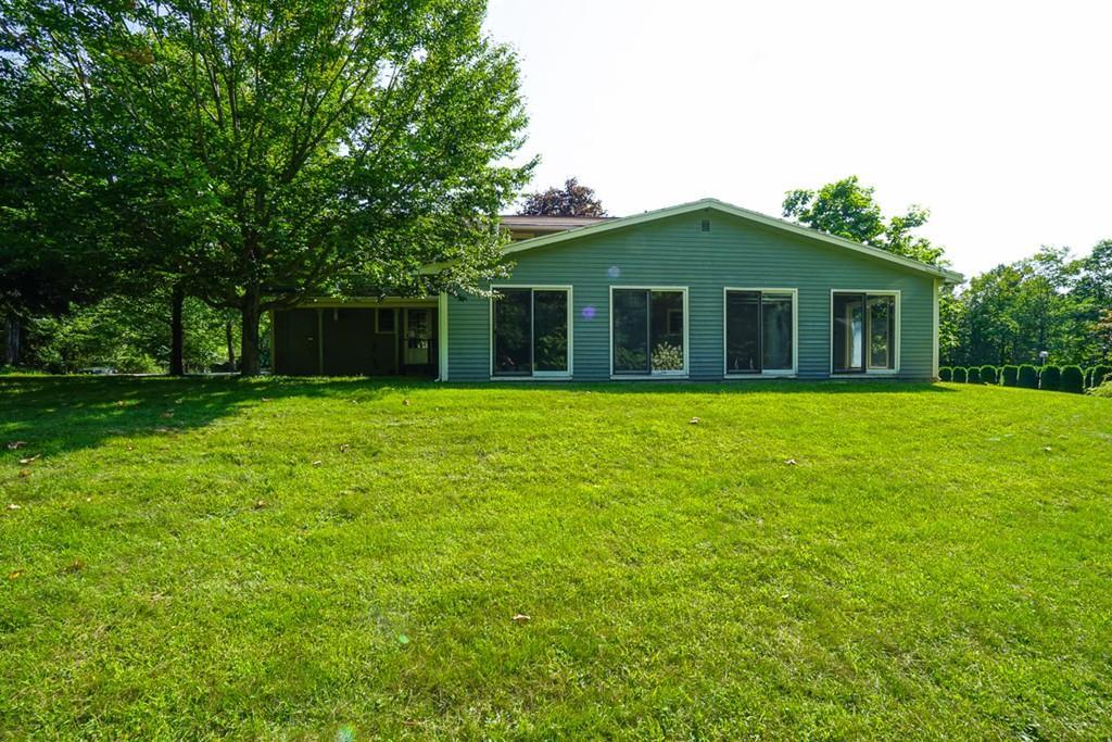 83 Ragged Hill Road Hubbardston, MA 01452 - Photo 6 of 30 Gallery Image 6