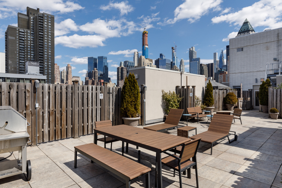 The 505 505 W 47th St, Manhattan, NY 10036 - Photo 8 of 13