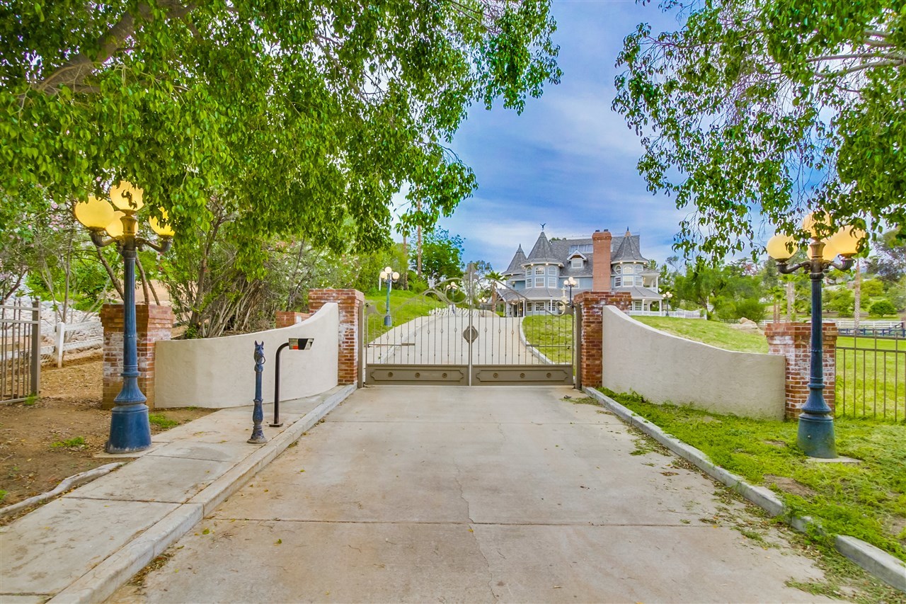 10198 Quail Canyon Road El Cajon, CA 92021 - Photo 19 of 25 Gallery Image 19