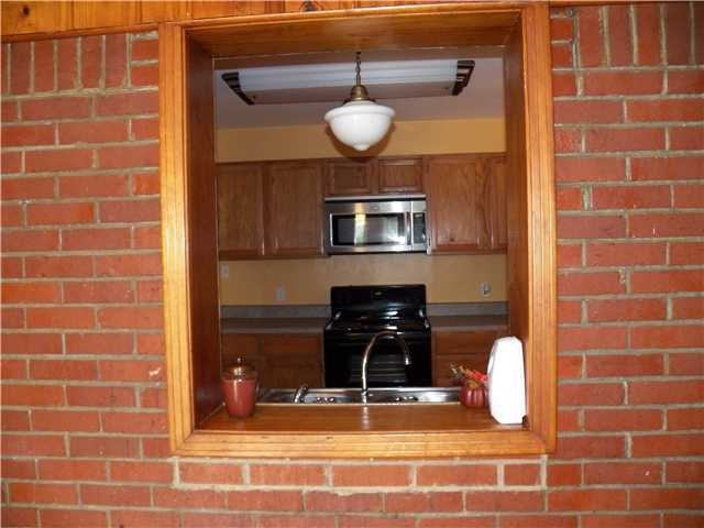4597 East Dearing Road Memphis, TN 38117 - Photo 9 of 23