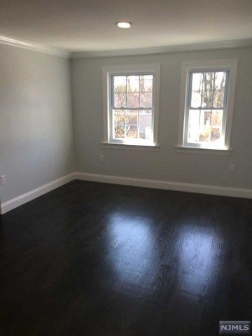 436 West Anderson Street Hackensack, NJ 07601 - Photo 10 of 18