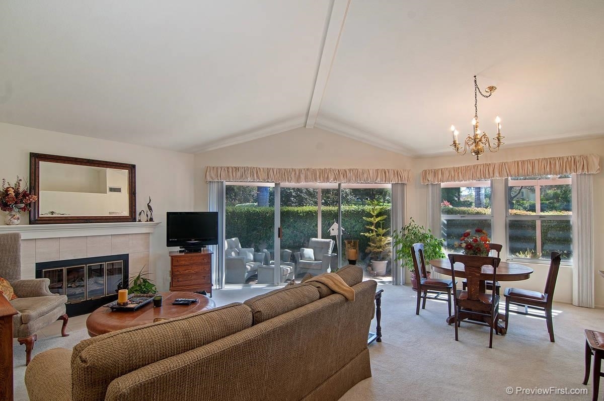 1298 Rue St Martin San Marcos, CA 92078 - Photo 4 of 20 Gallery Image 4