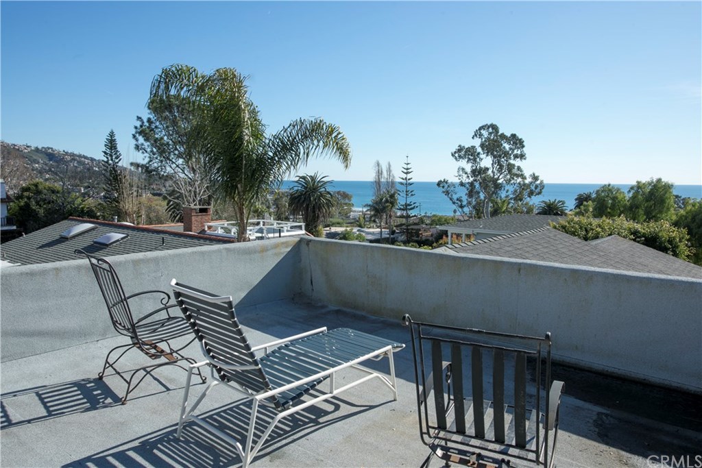 271 High Drive Laguna Beach, CA 92651 - Photo 10 of 12