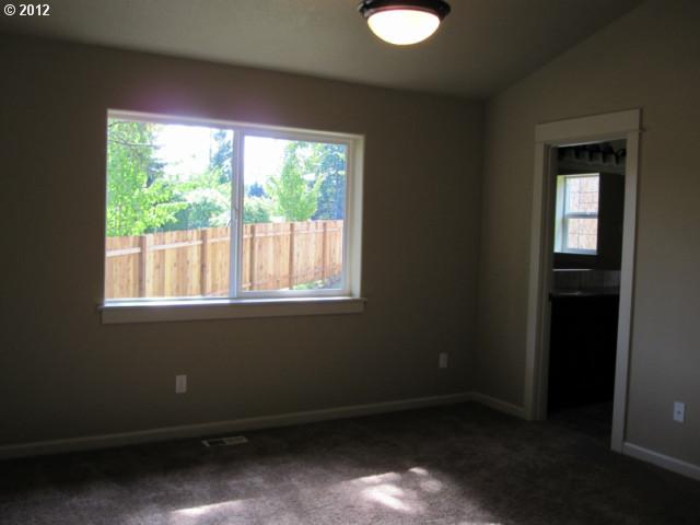 2118 Southeast Barnes Road Gresham, OR 97080 - Photo 6 of 15 Gallery Image 6