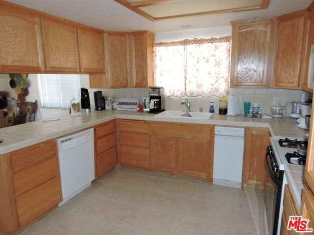 58151 Spring Drive Yucca Valley, CA 92284 - Photo 4 of 23 Gallery Image 4