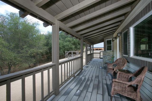 1686 Rice Canyon Road Fallbrook, CA 92028 - Photo 5 of 23