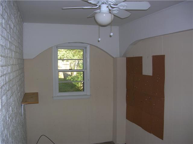 4208 Murphy Road Nashville, TN 37209 - Photo 15 of 15 Office area off of living room