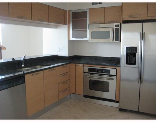 31 Southeast 5th Street, Unit 1402 Miami, FL 33131 - Photo 6 of 11