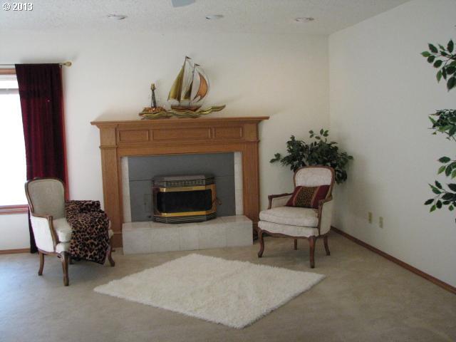 23851 Schultz Road Northeast Aurora, OR 97002 - Photo 15 of 16