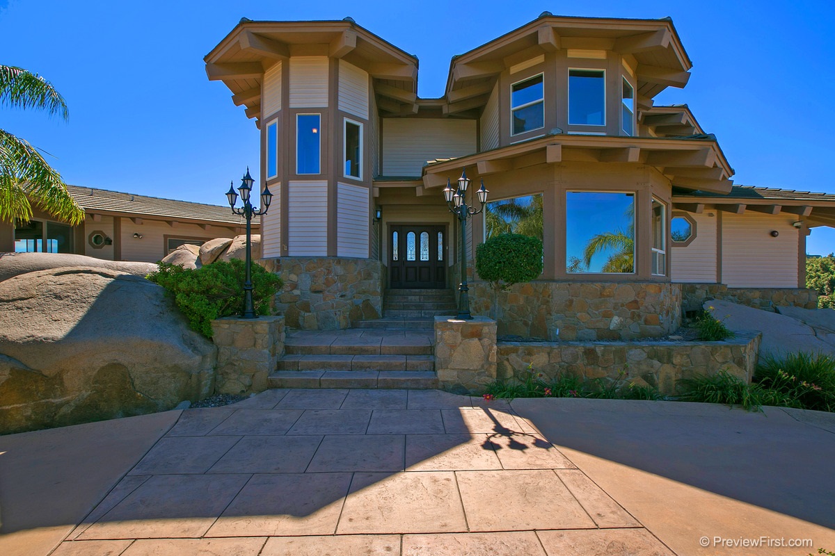 1246 Rancho Luiseno Road Escondido, CA 92026 - Photo 3 of 25