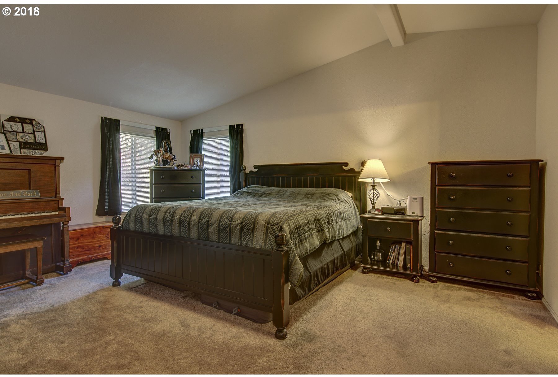 7411 Southeast Eola Hills Road Amity, OR 97101 - Photo 14 of 32 Gallery Image 14
