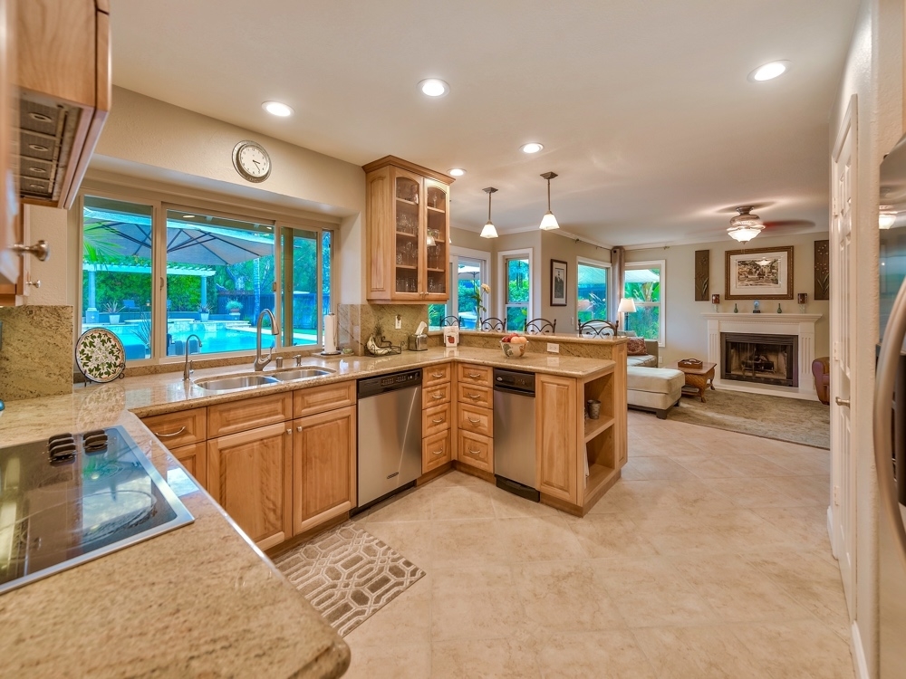 13895 Country Creek Road Poway, CA 92064 - Photo 7 of 25 Gallery Image 7