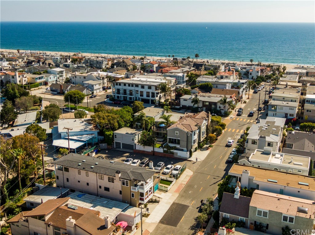 424 1st Street Manhattan Beach, CA 90266 - Photo 35 of 38