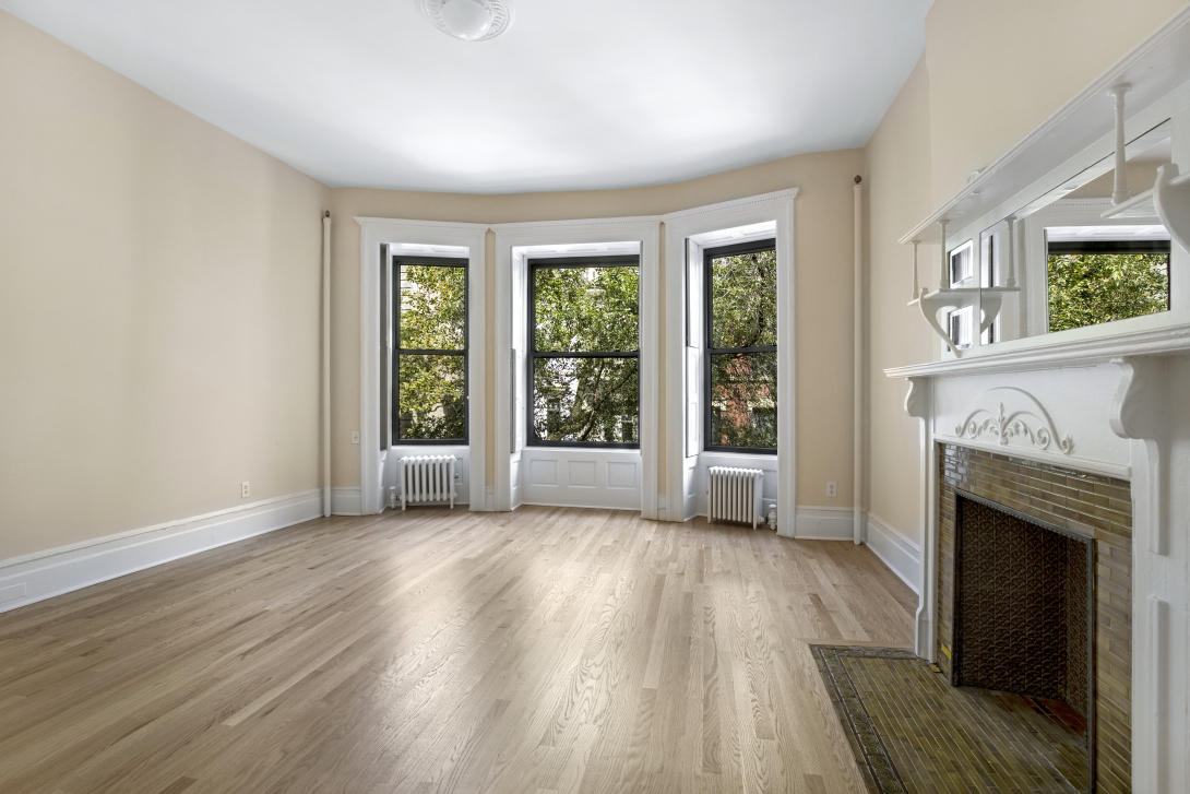 242 West 101st Street, Unit 3 Manhattan, NY 10025 - Photo 2 of 7