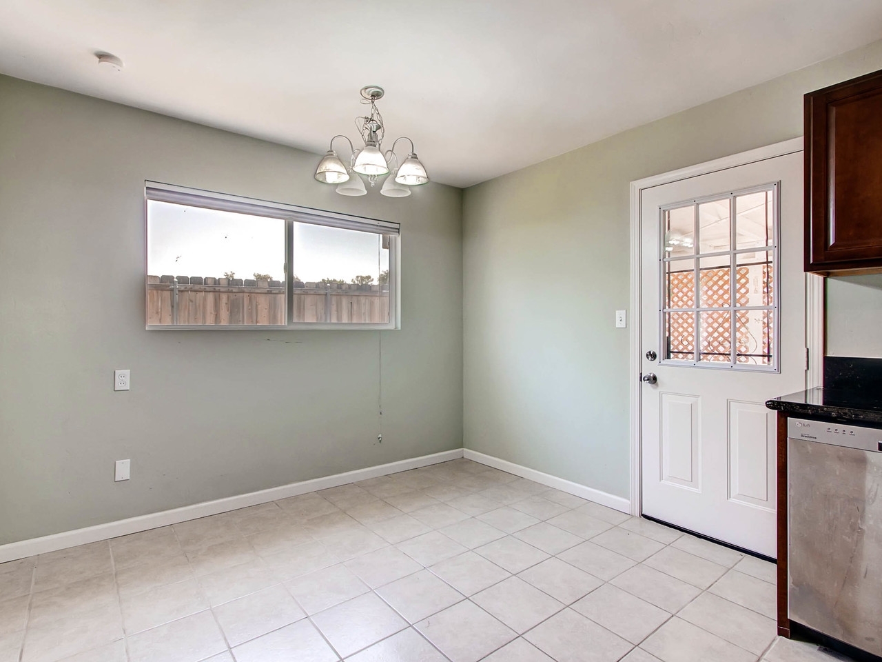 8802 Los Coches Road Lakeside, CA 92040 - Photo 4 of 11 Gallery Image 4