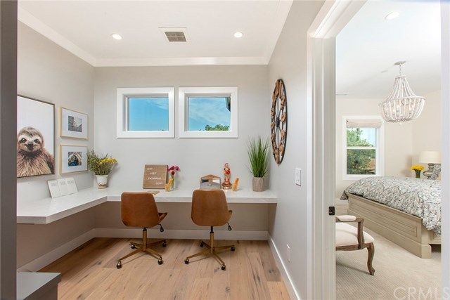 $2,575,000 | 291 Walnut Street, Costa Mesa, CA 92627