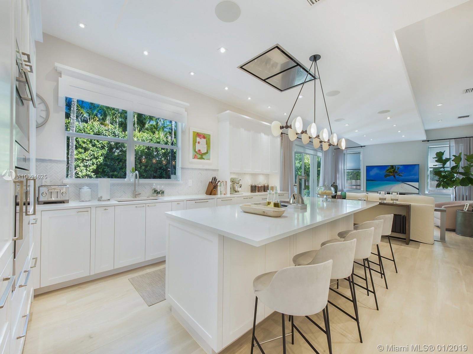 3911 Battersea Road Miami, FL 33133 - Photo 11 of 34