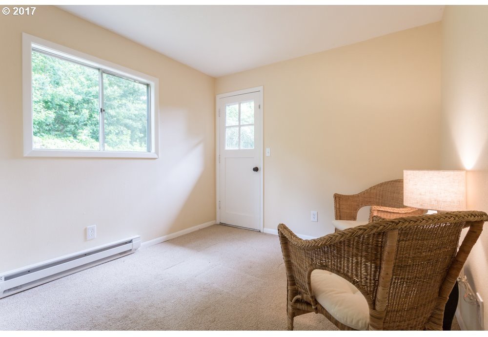 4626 Southwest 35th Place Portland, OR 97221 - Photo 14 of 16 Gallery Image 14
