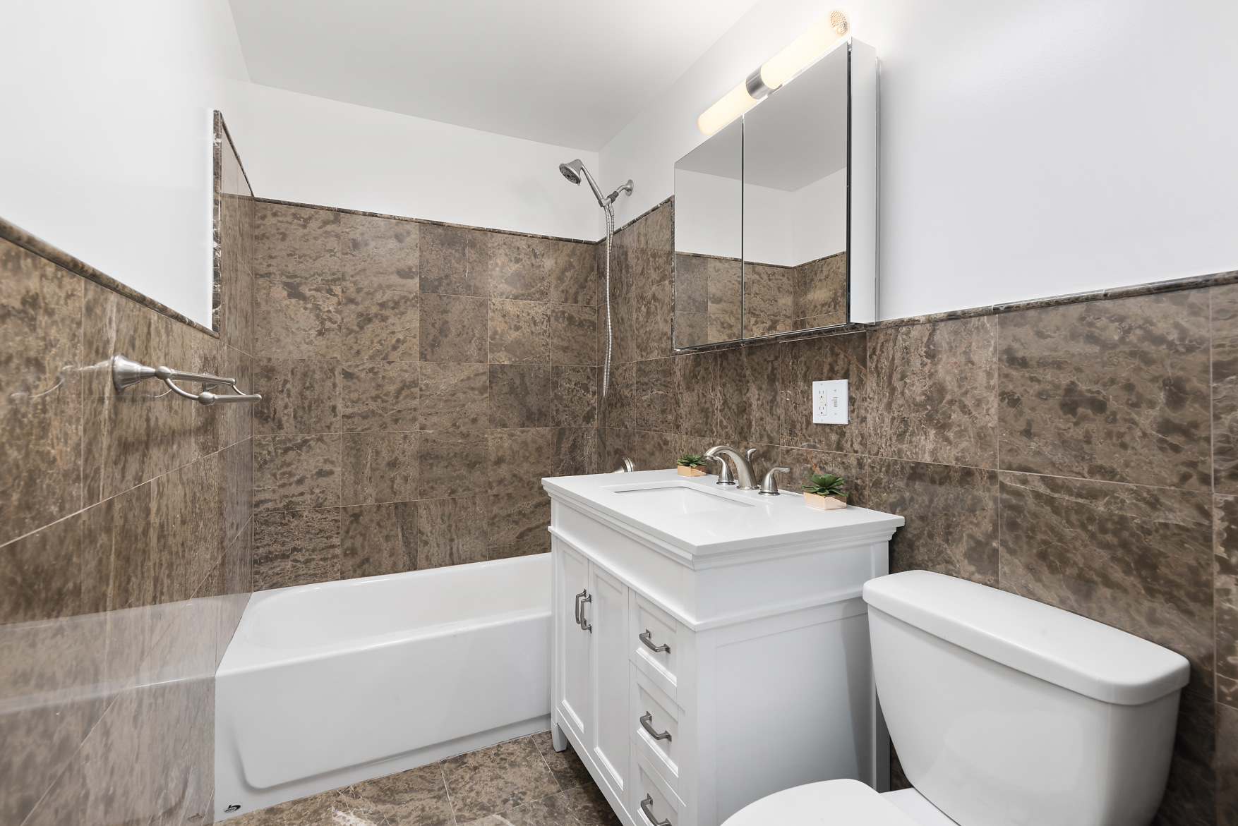 337 Lenox Road, Unit 2B Brooklyn, NY 11226 - Photo 10 of 11