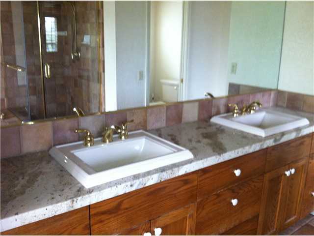 28720 Sandhurst Way Escondido, CA 92026 - Photo 5 of 7