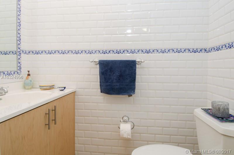 13848 Southwest 64th Street Miami, FL 33183 - Photo 20 of 29