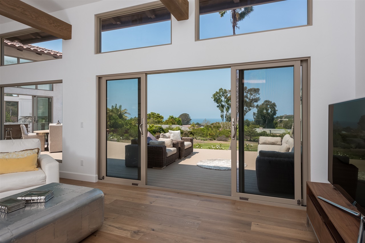 2810 Hidden Valley Road La Jolla, CA 92037 - Photo 7 of 25