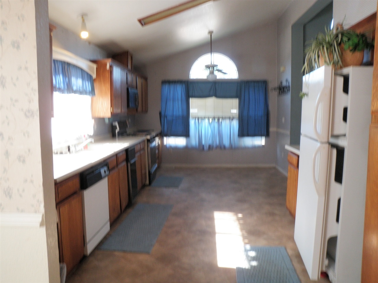 15935 Spring Oaks, Unit 98 El Cajon, CA 92021 - Photo 3 of 12