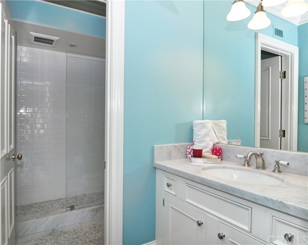 4 Oak Tree Drive Newport Beach, CA 92660 - Photo 28 of 47